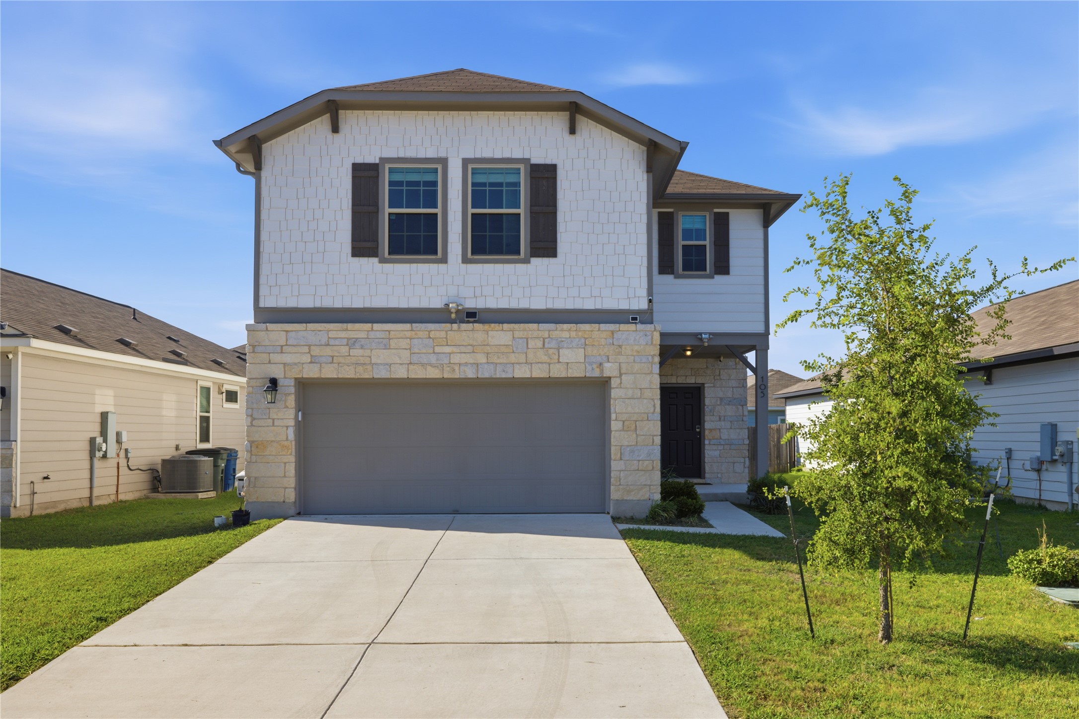 105 Quiet Man Dr — photo
