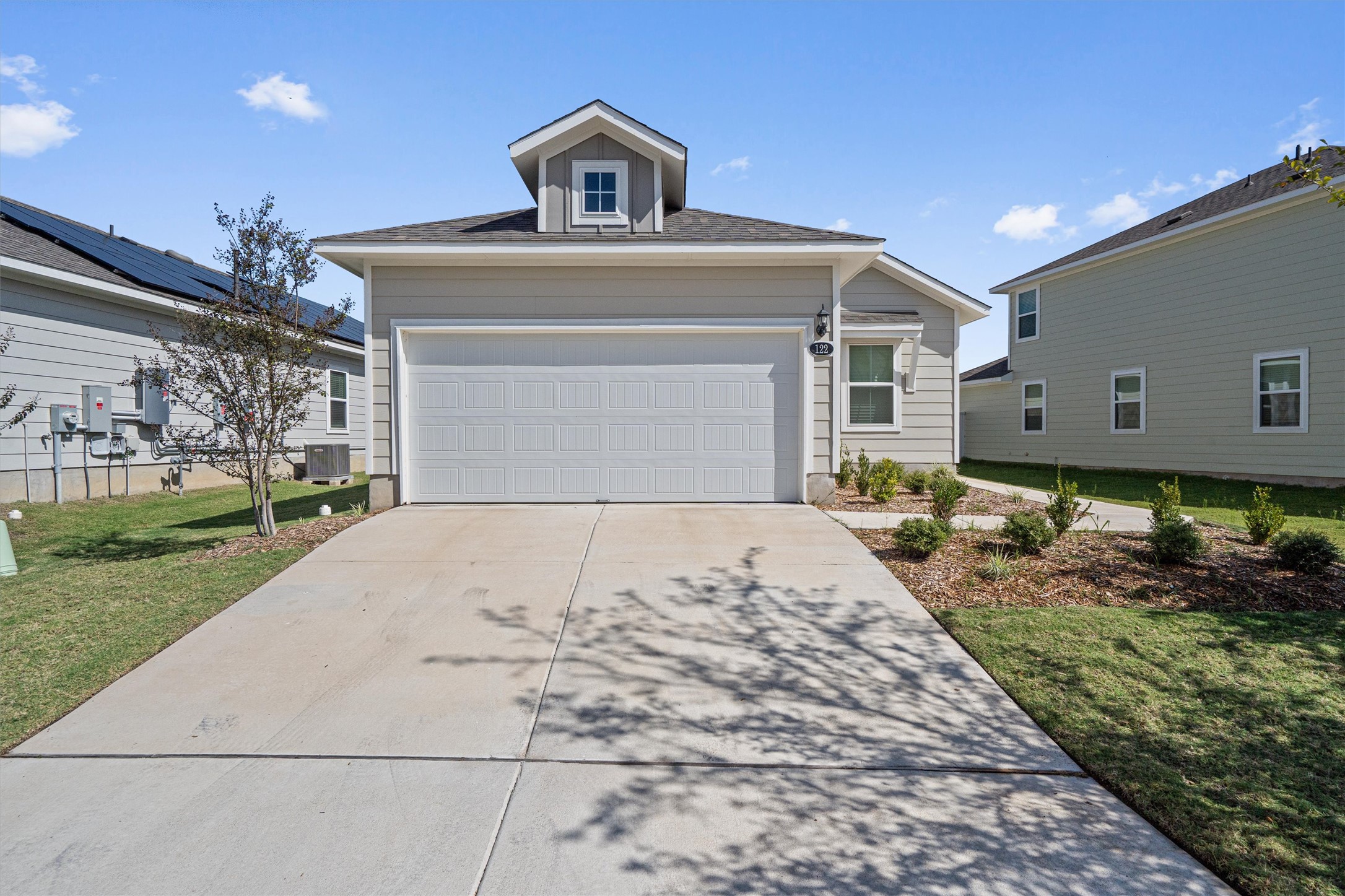 122 Bluestem Dr — photo