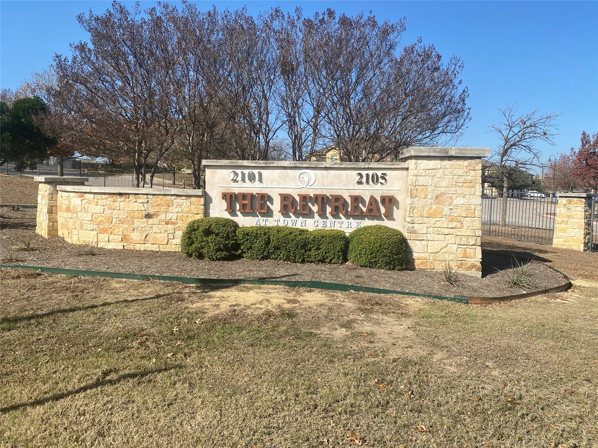 2101 Town Centre Dr 1603 — photo