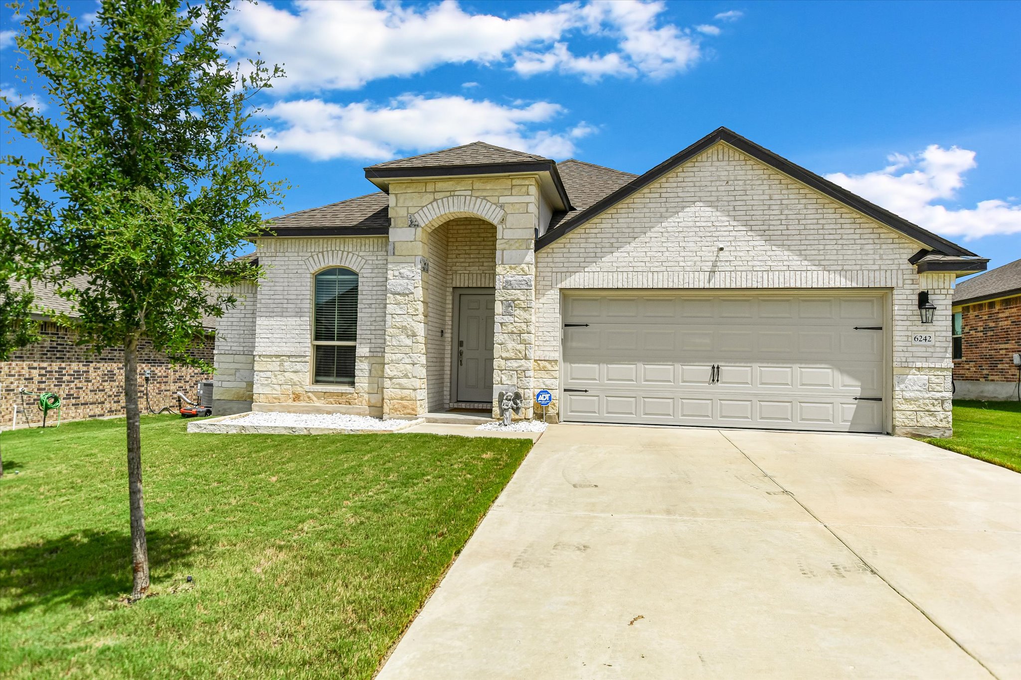 6242 Matagorda Rd — photo