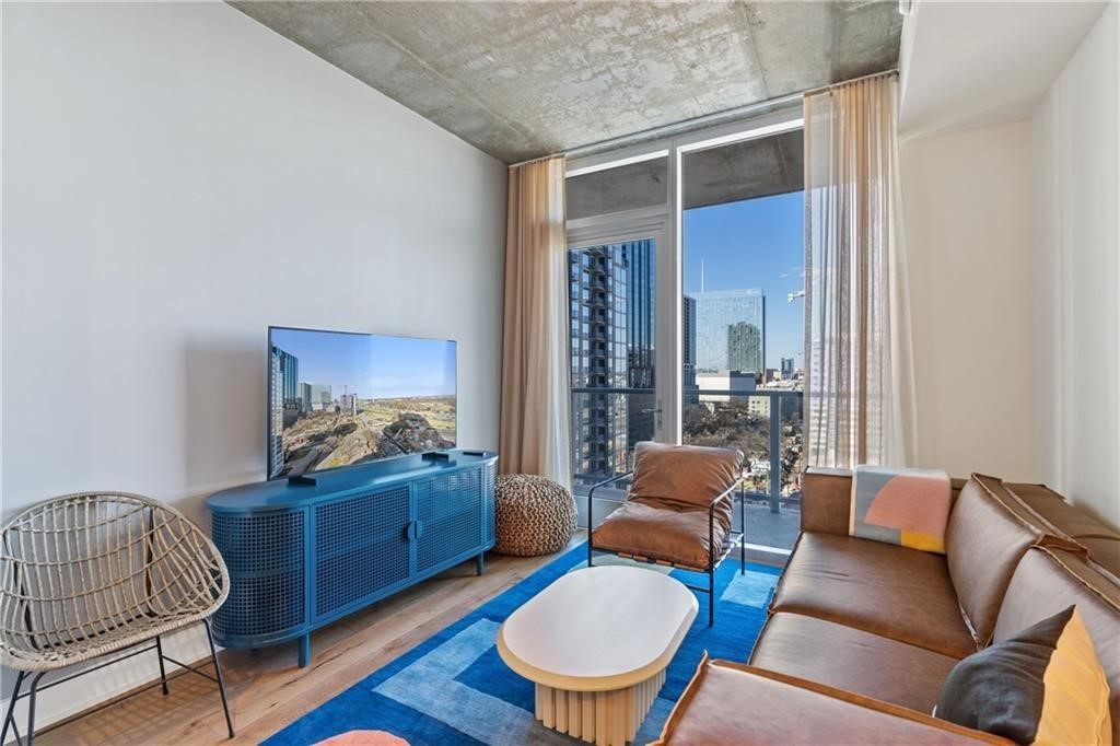 48 East Ave 2703 — photo