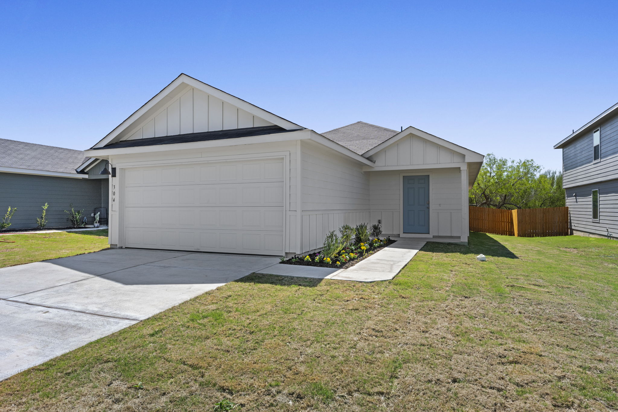 304 Wild Goose Dr — photo