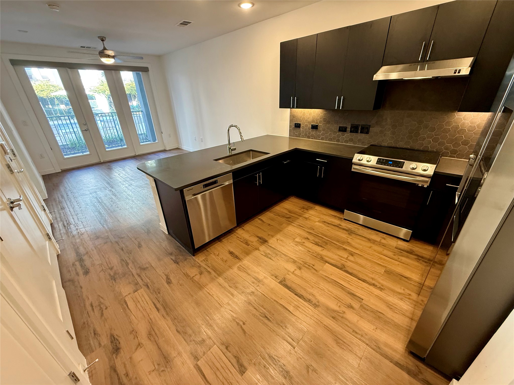 4801 Springdale Road #1106, Austin, TX 78723