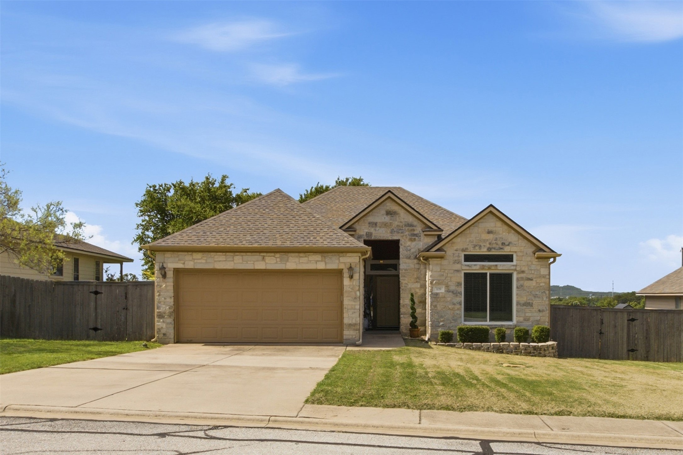 109 Cailin Ct — photo
