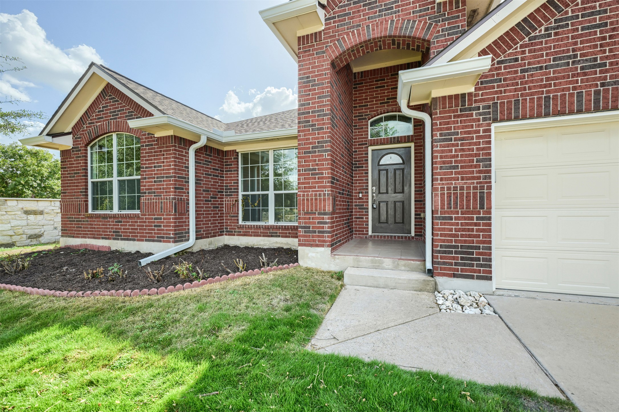 1919 Wildfire, Leander, TX 78641 — photo 2
