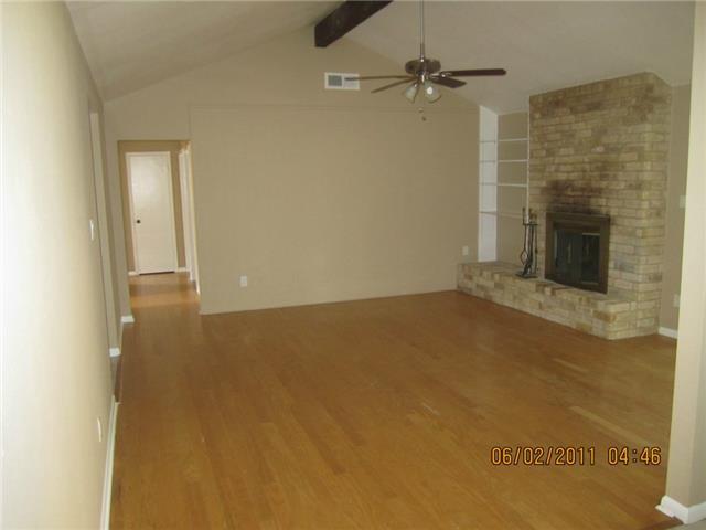 9409 Mountain Quail Rd — photo