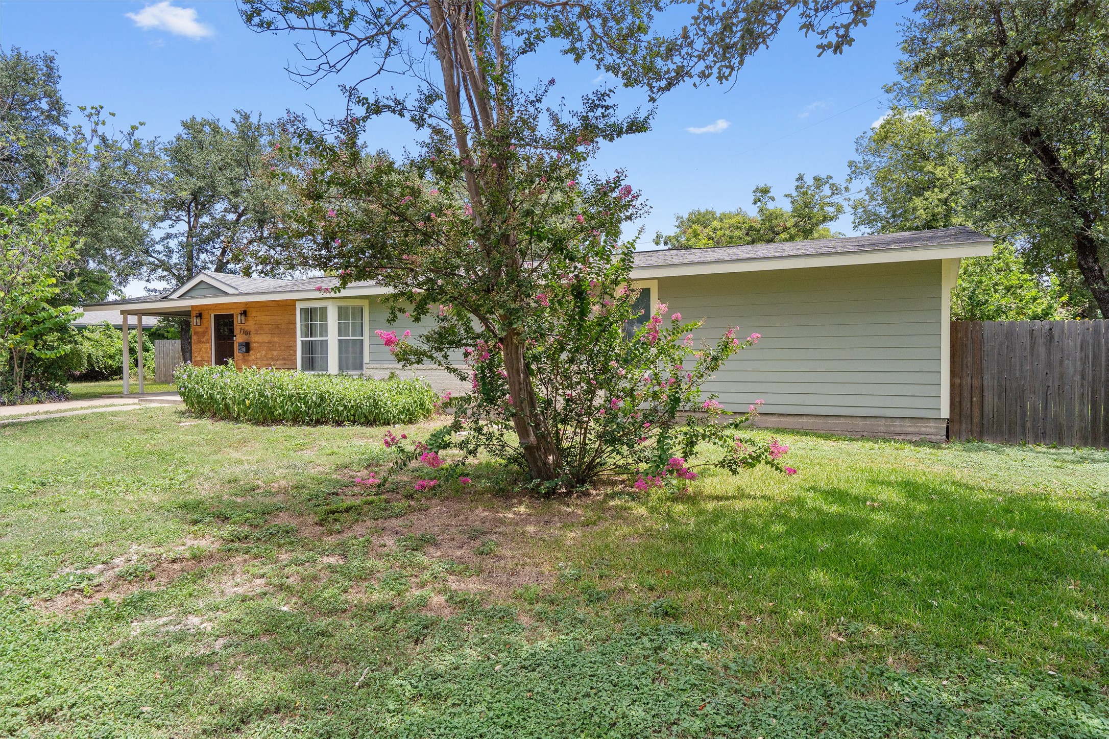 7707 Robalo Road, Austin, TX 78757 — photo 3