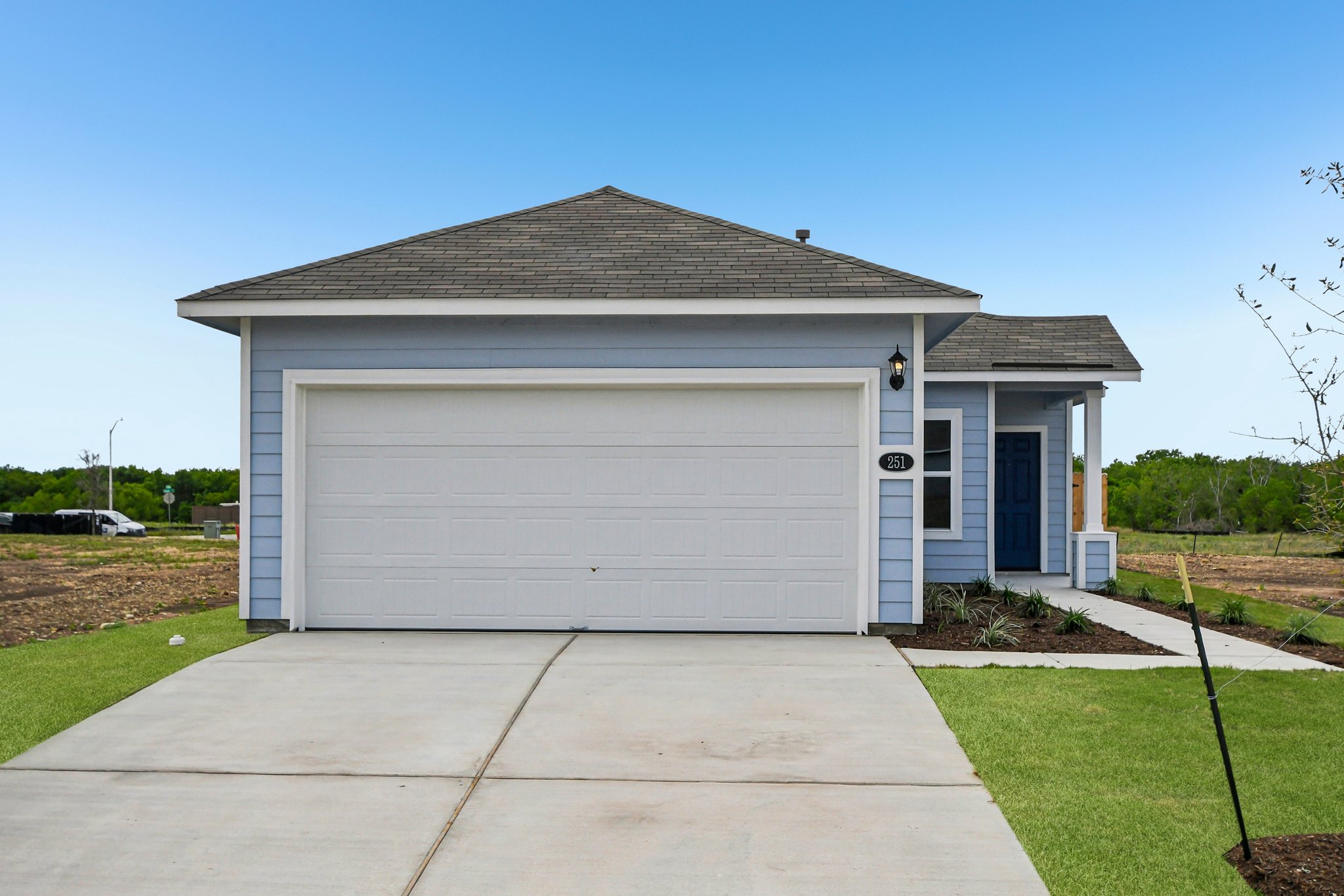 251 Haywood Mnr — photo