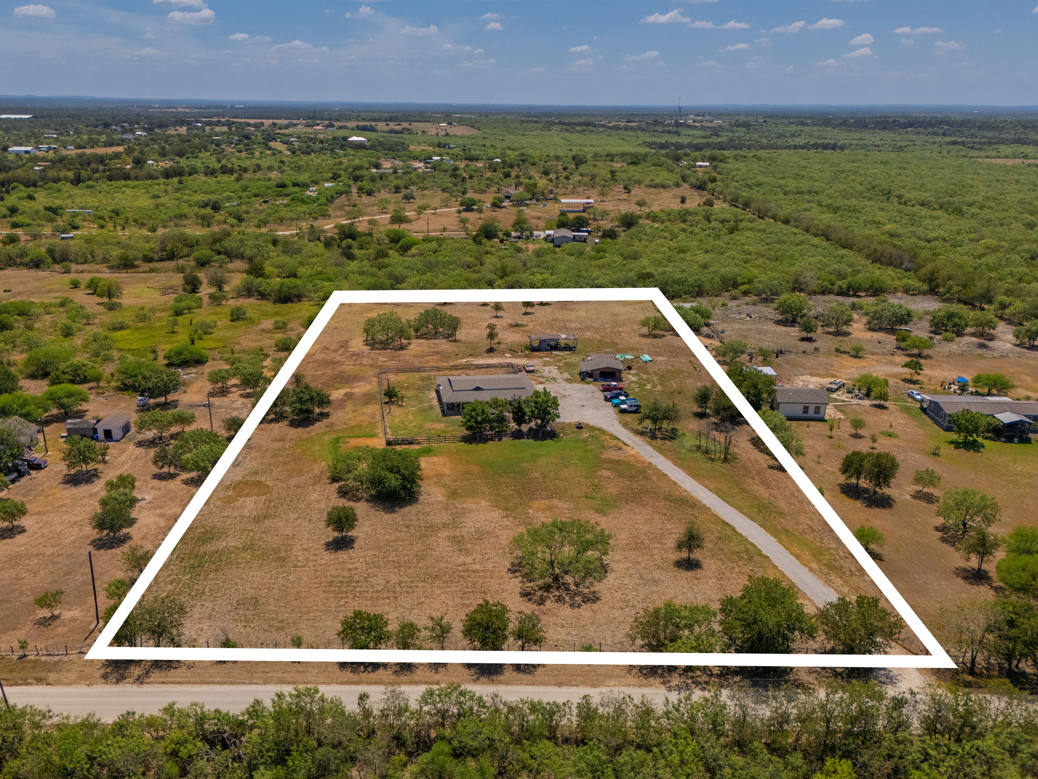 1781 Long Road, Lockhart, TX 78644 — photo 2