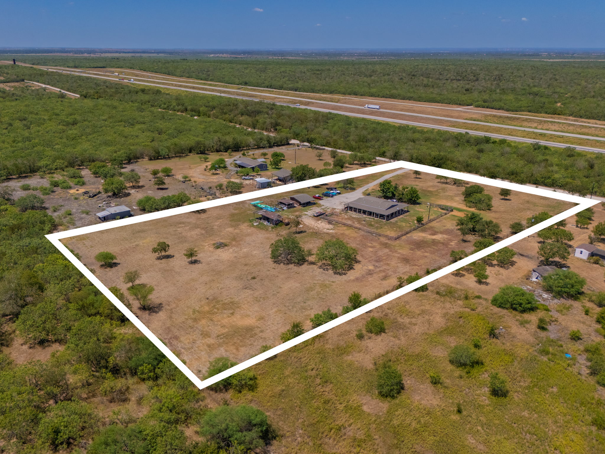 1781 Long Road, Lockhart, TX 78644 — photo 3