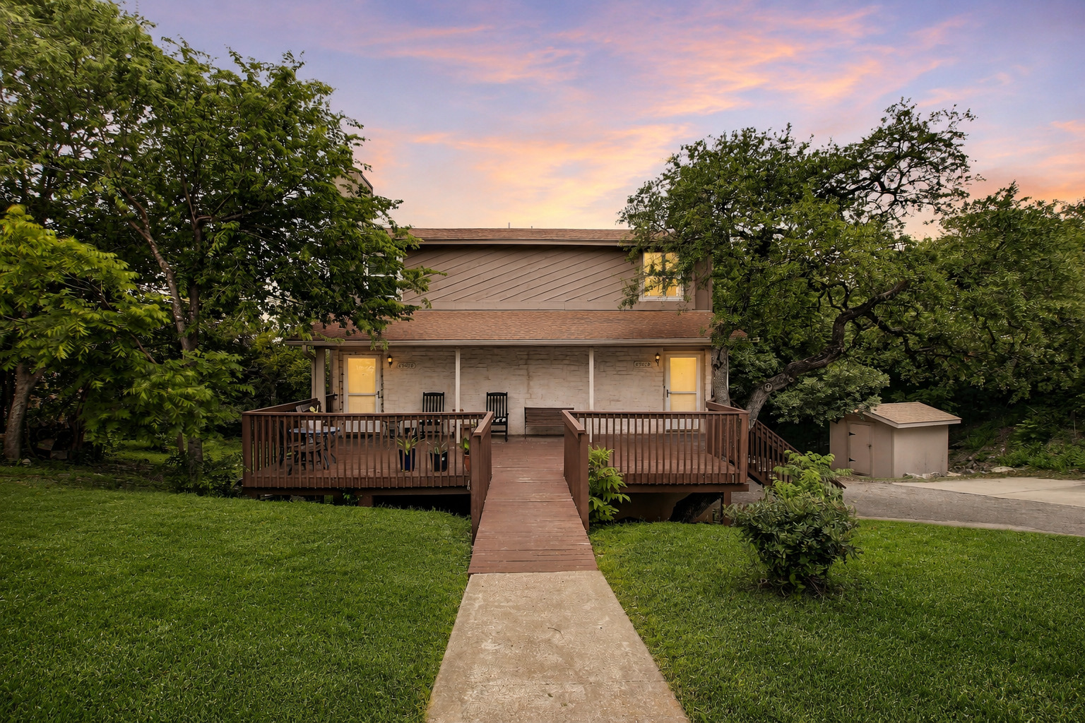 6902 Rifle BND, Austin, TX 78736