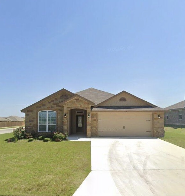 703 Ridgeview Dr — photo