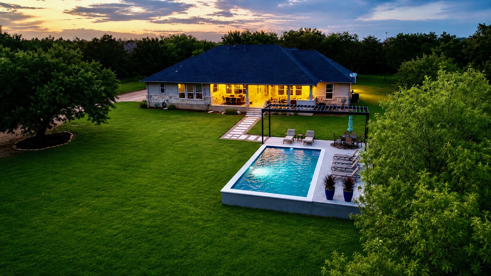335 Turkey Tree Road, Spicewood, TX 78669 — photo 2