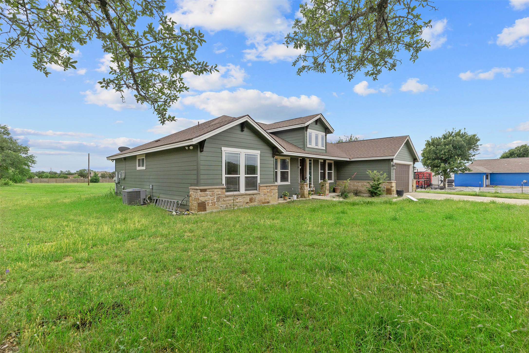 85 County Road 219 — photo