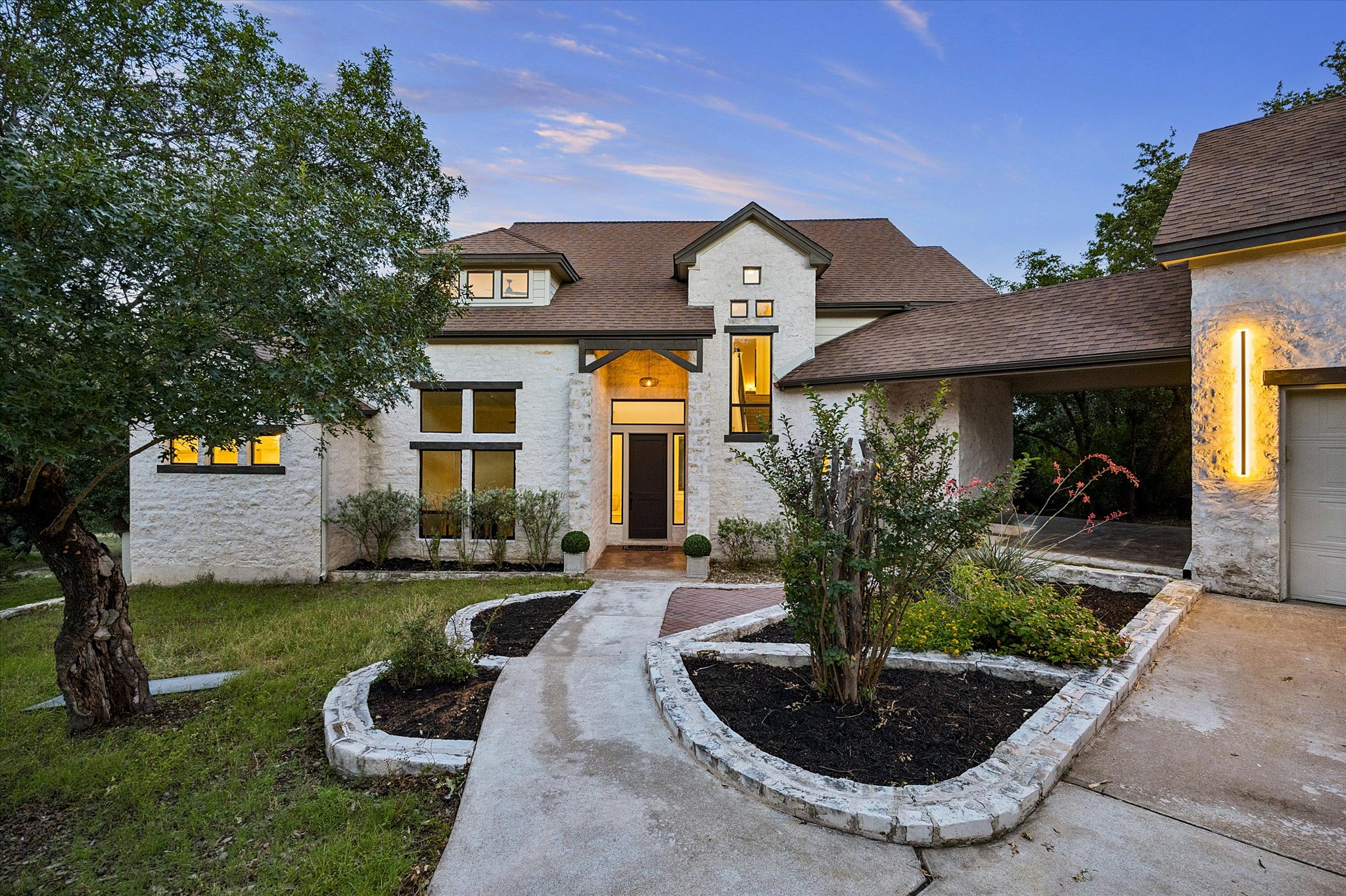 3719 Bee Creek Rd — photo