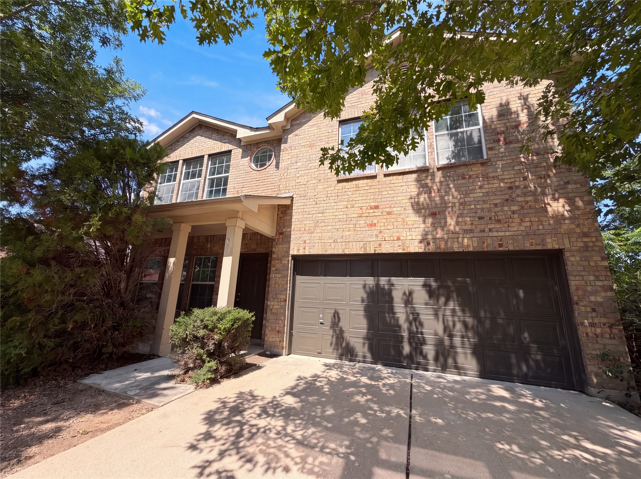 710 Encanto Dr — photo