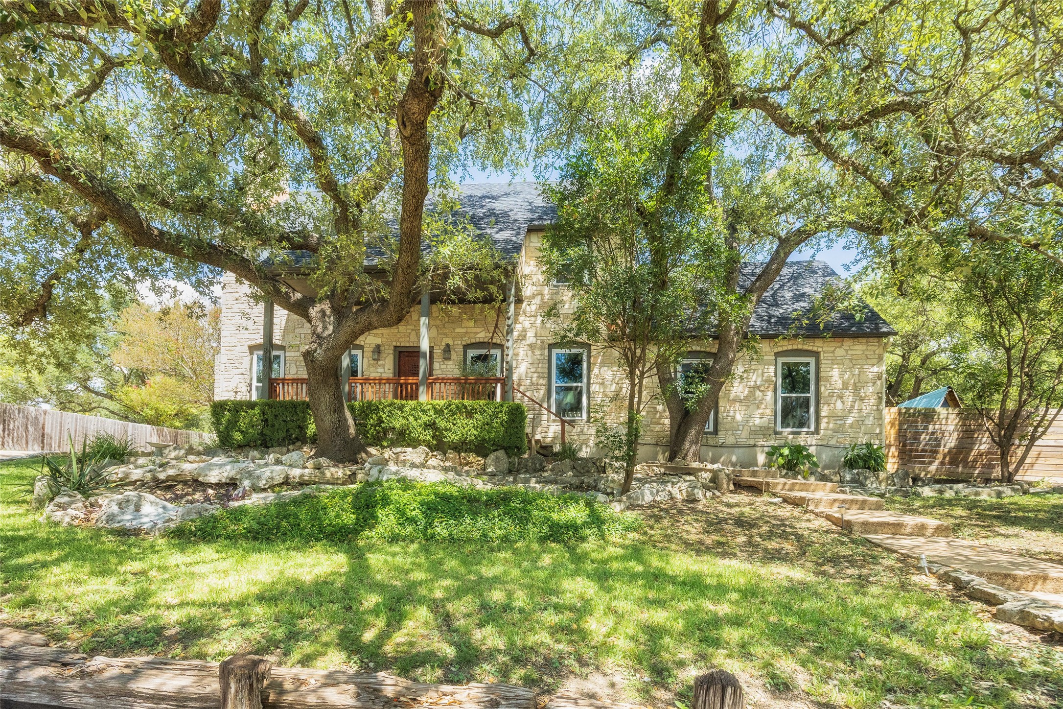 8102 Current Cir — photo