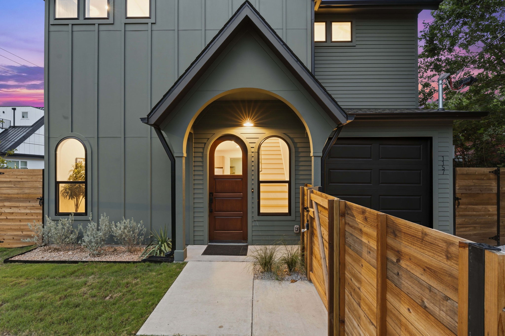 1157 Nickols Ave — photo
