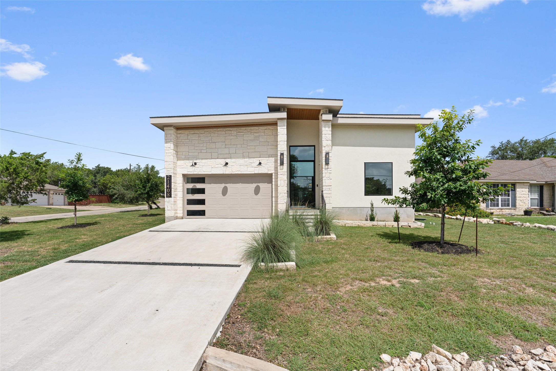 21408 Lakefront Dr — photo