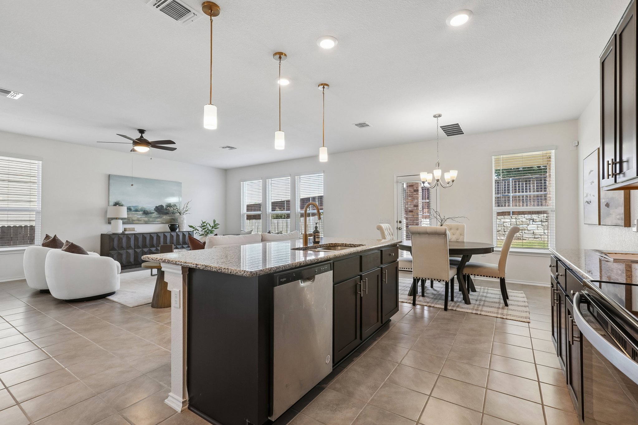 4612 Syndicate Road, Manor TX 78653 — photo 2