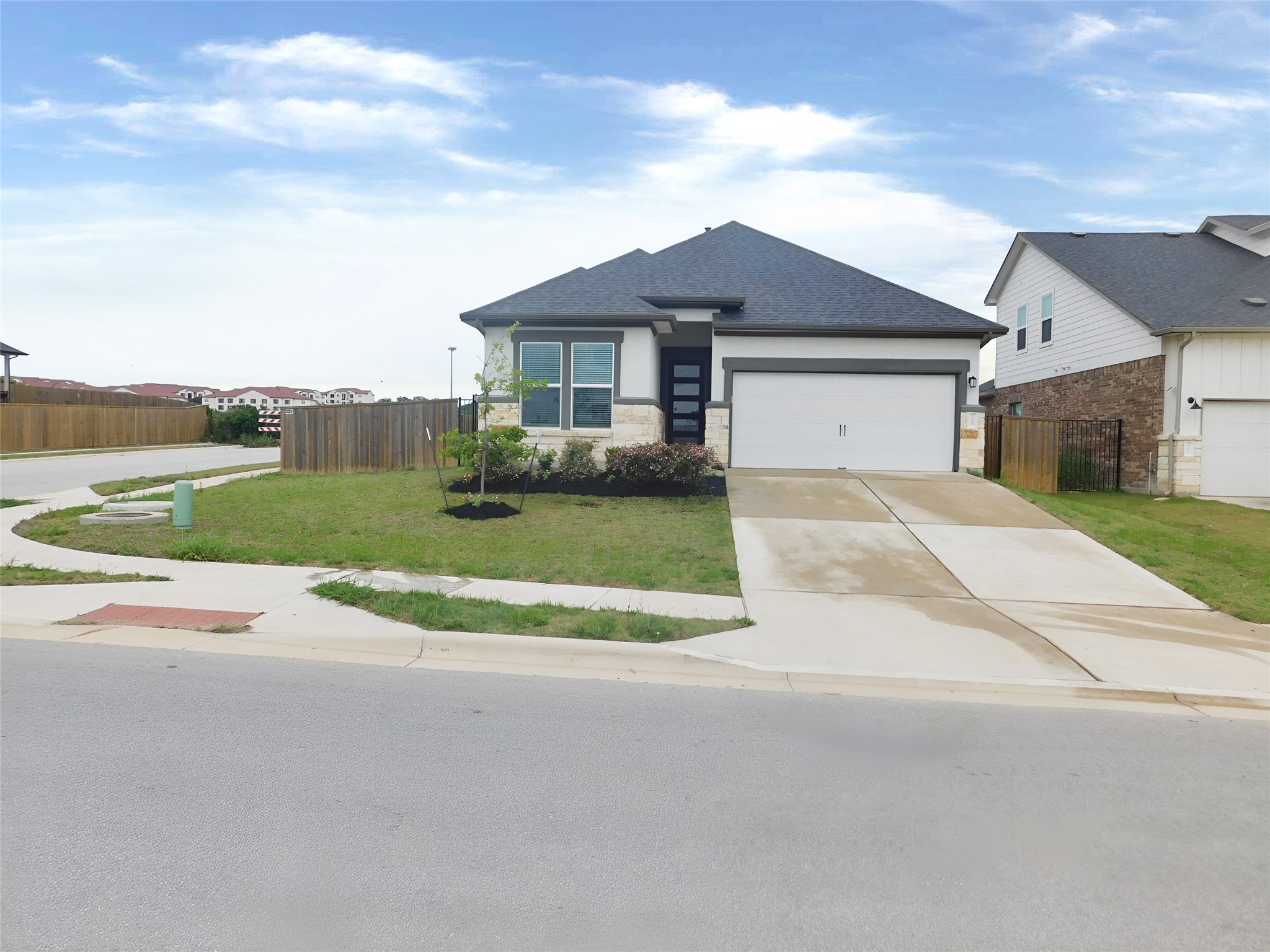 11808 Dillon Falls Dr — photo