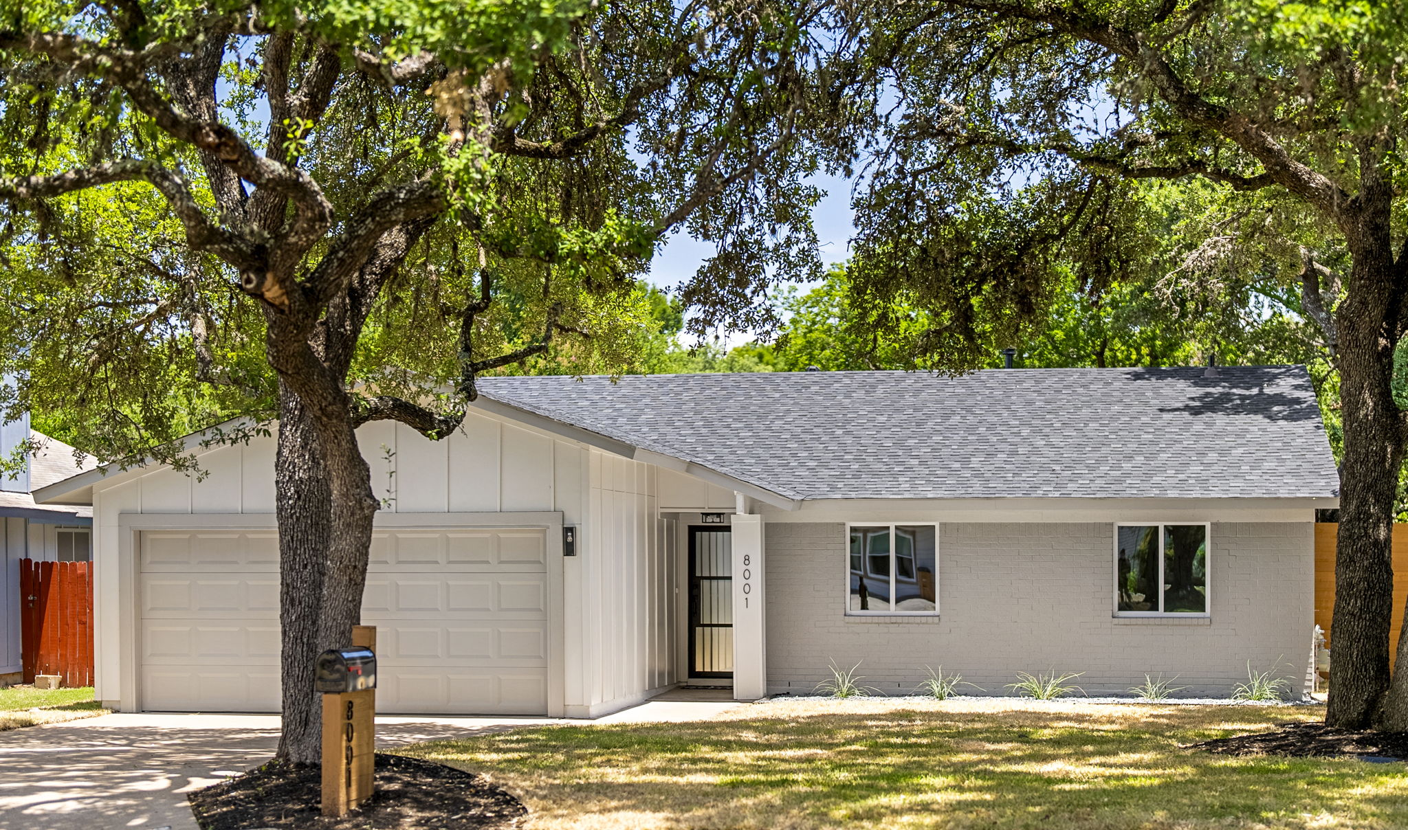 8001 Wakefield Dr — photo