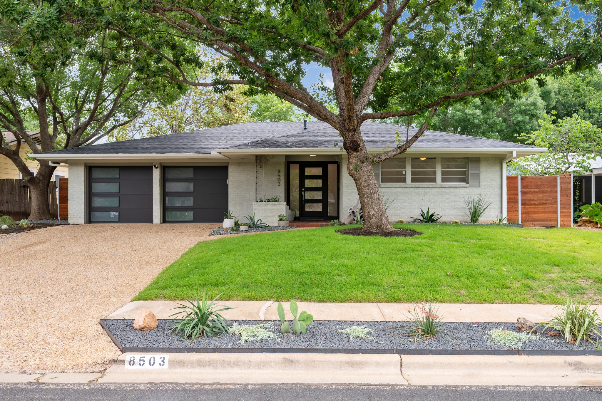 8503 Daleview Dr — photo