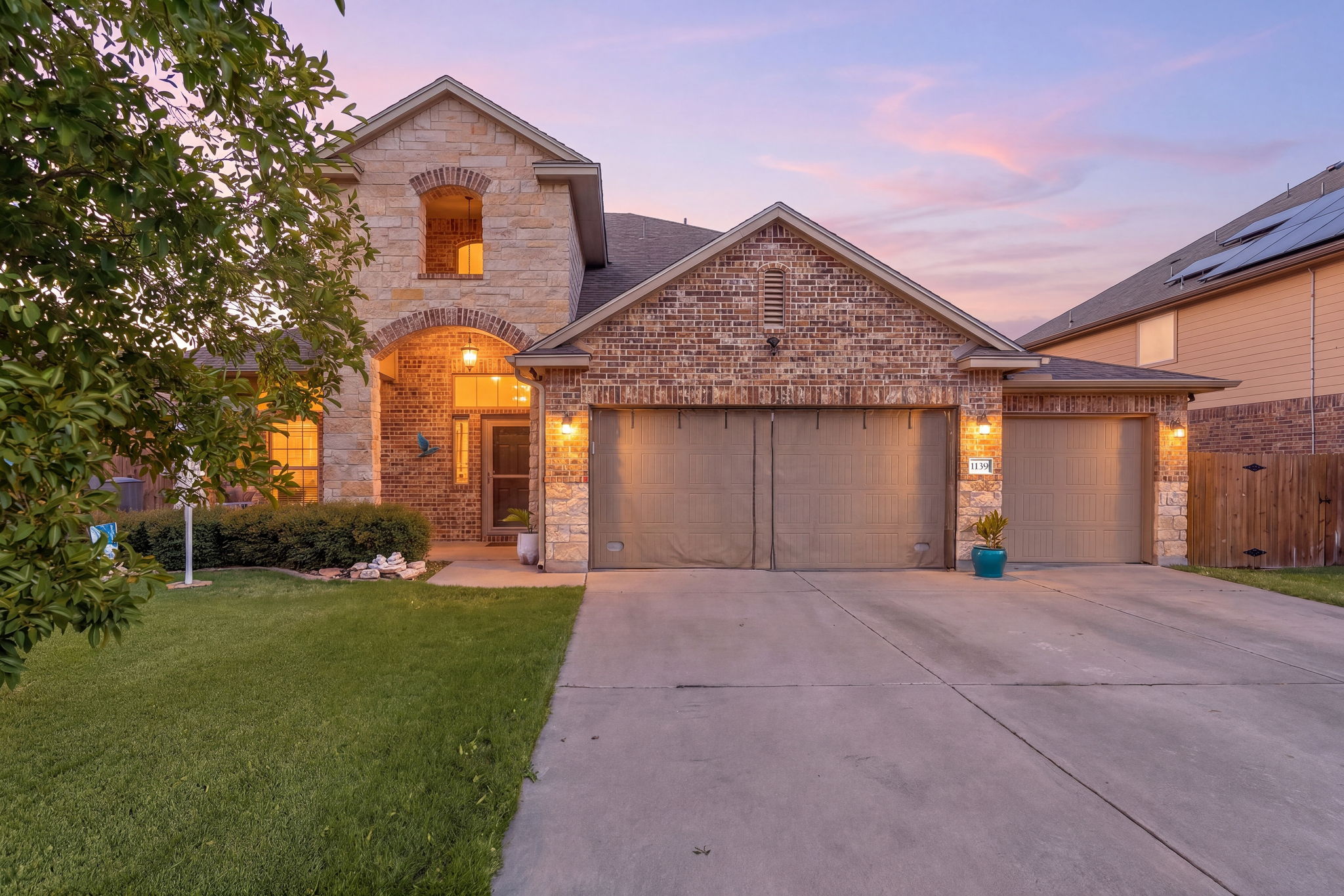 1139 Fawn Lily Dr — photo