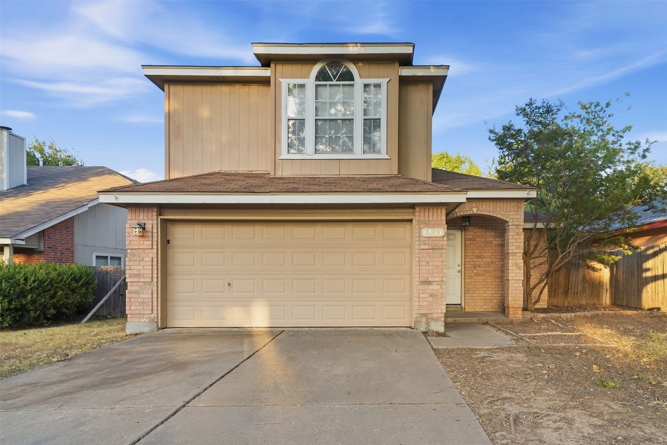 1811 Southwestern Trl — photo