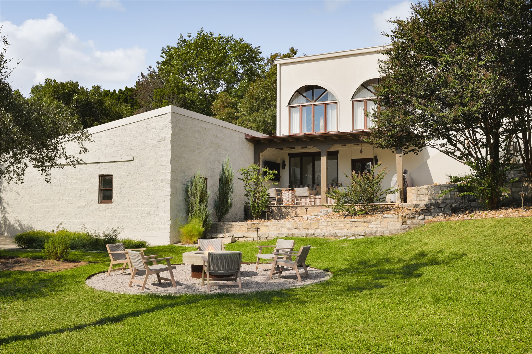 909 Live Oak Ridge Road, Austin, TX 78746