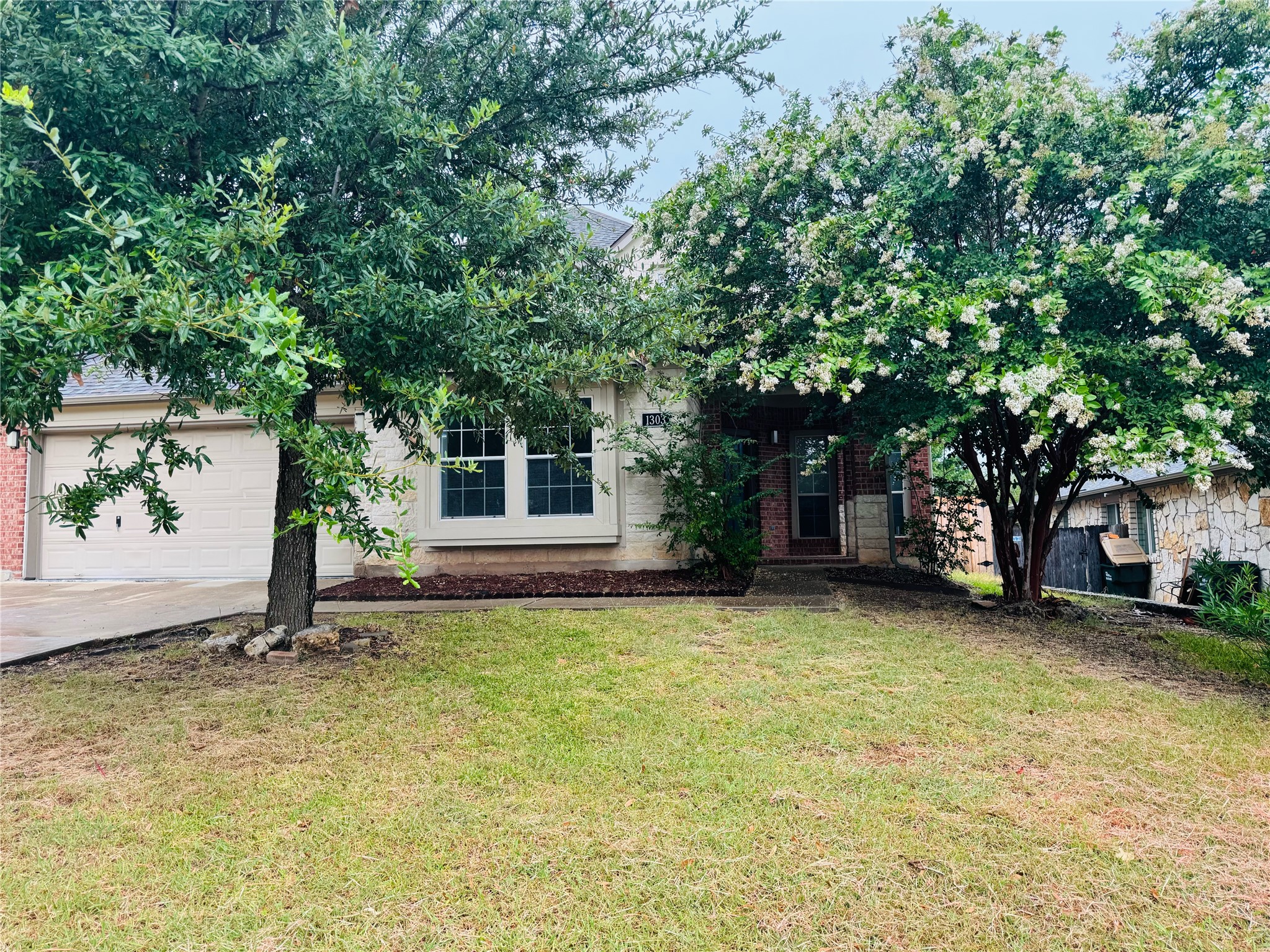 1303 Four Seasons Farm Dr — photo