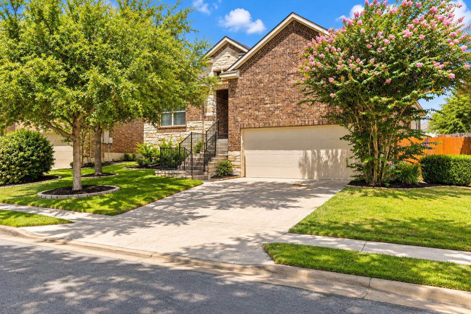 5524 Brady Bayou CV — photo