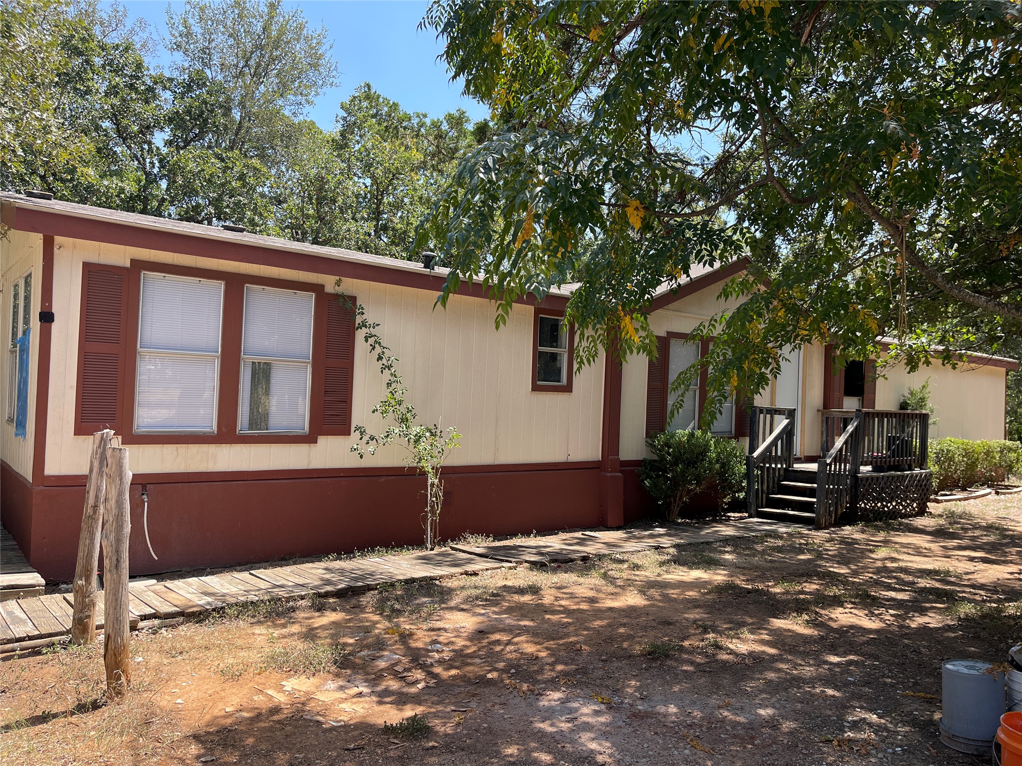 109 High View Ranch Dr — photo