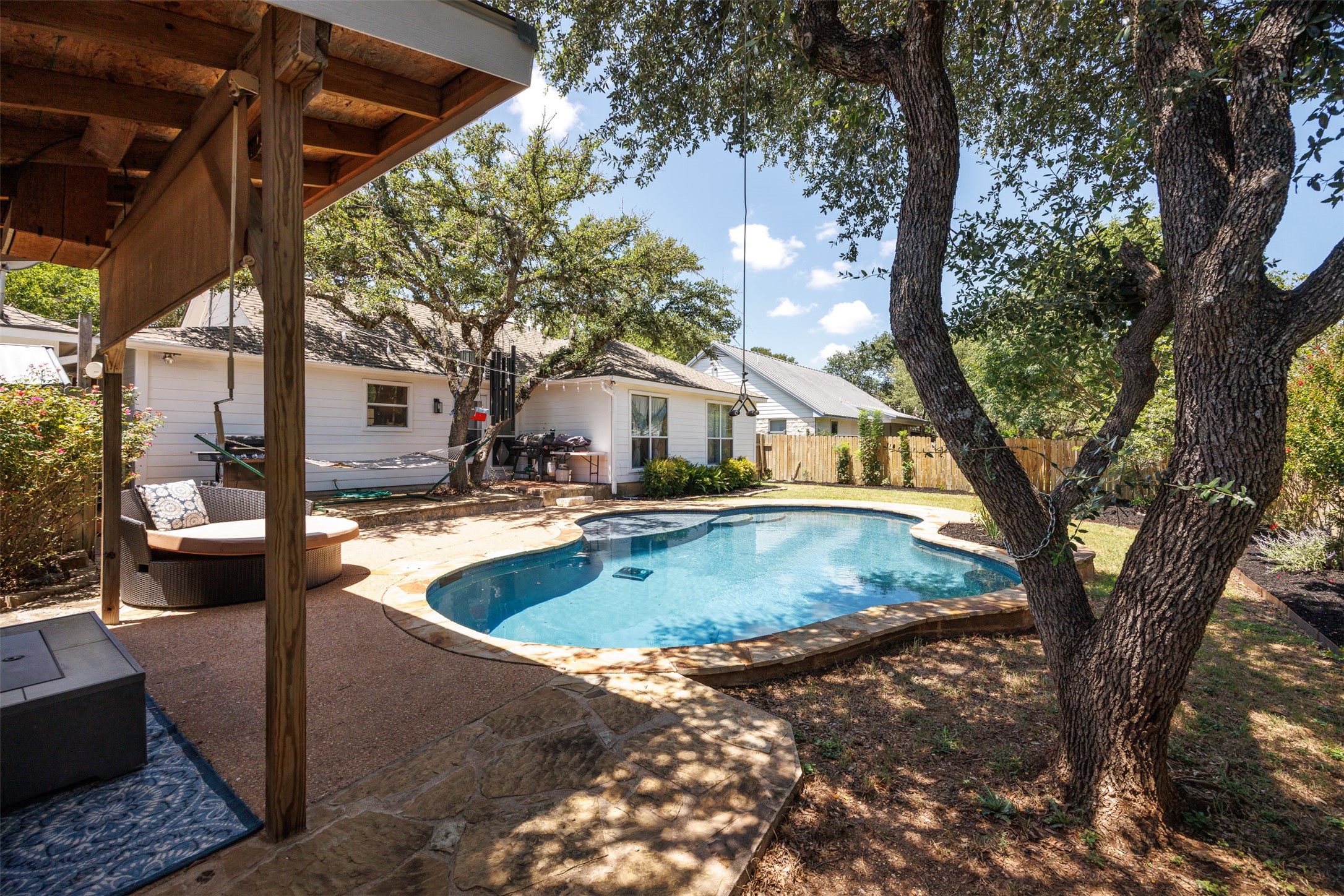 8 Deer Ridge Road, Wimberley, TX 78676 — photo 3