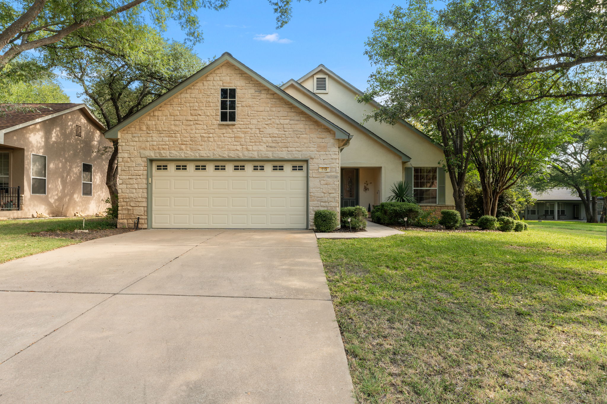 115 Ruellia Dr — photo