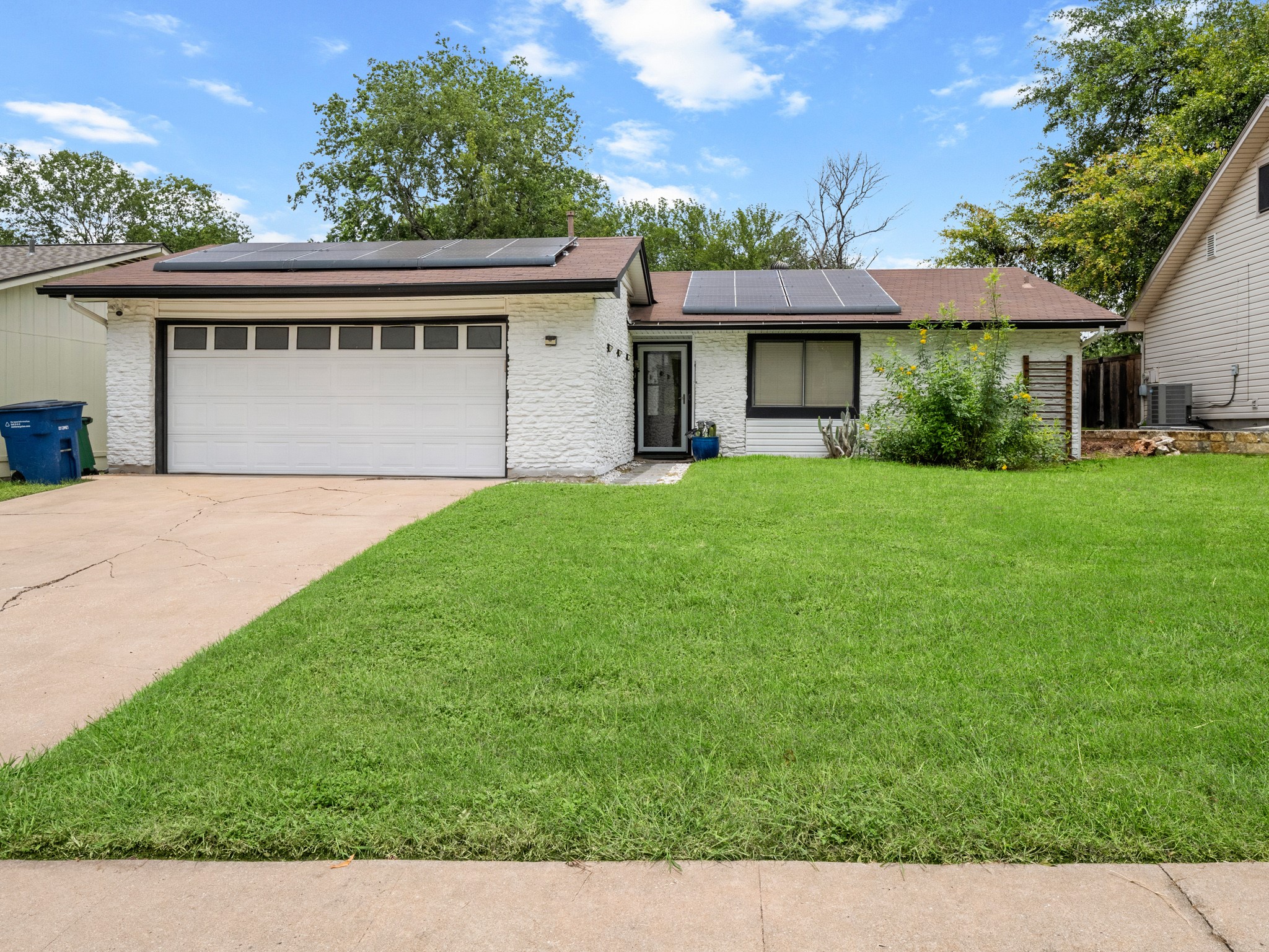 512 Mulberry Dr — photo