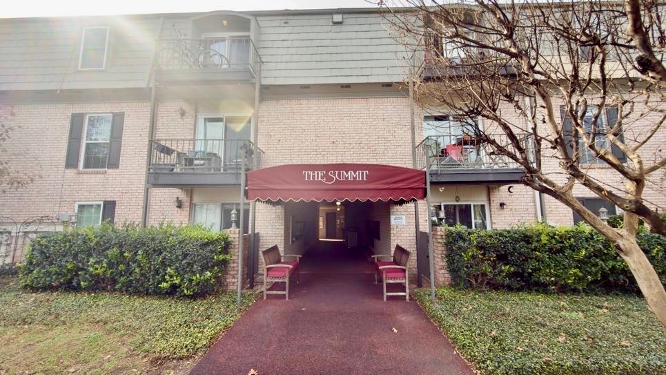 2425 Ashdale Dr 41 — photo