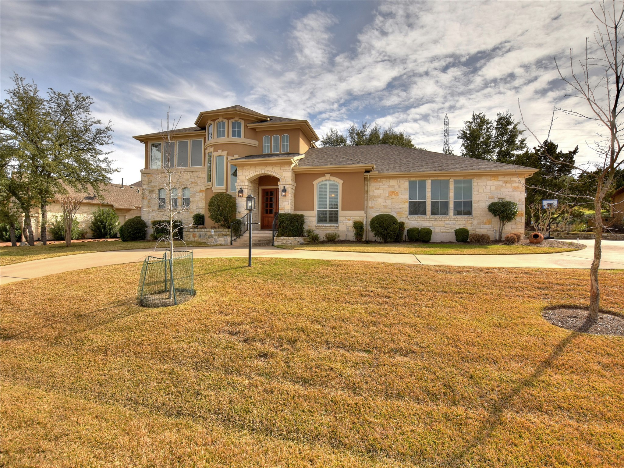 210 Clubhouse Dr — photo