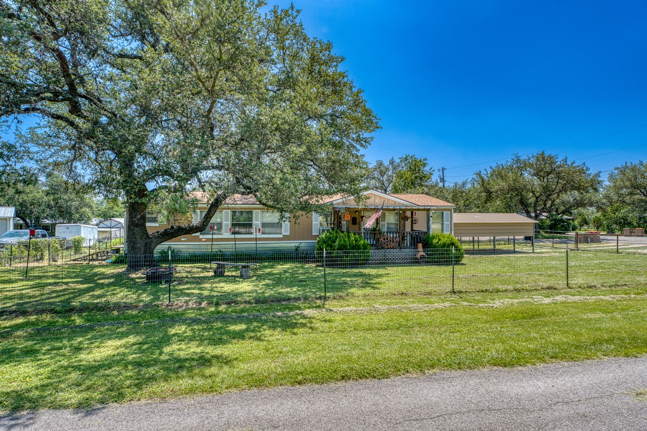 122 Heritage Dr — photo