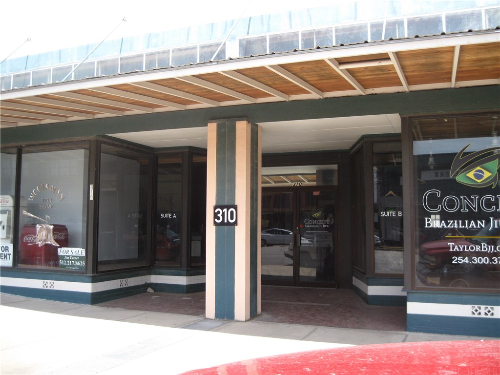 1201 E 8th, Ada, OK 74820 — photo 2