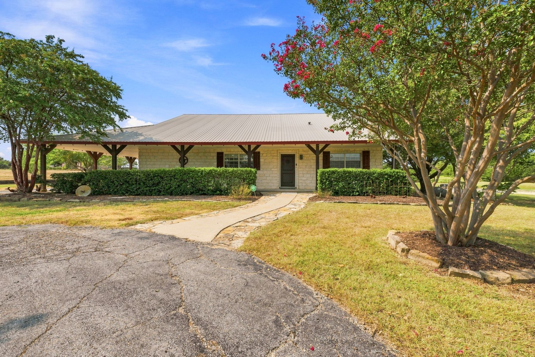102 Valley View Drive E, Leander, TX 78641 — photo 3