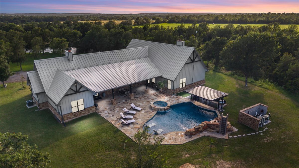 175 Wilson Road, Elgin TX 78621 — photo 3