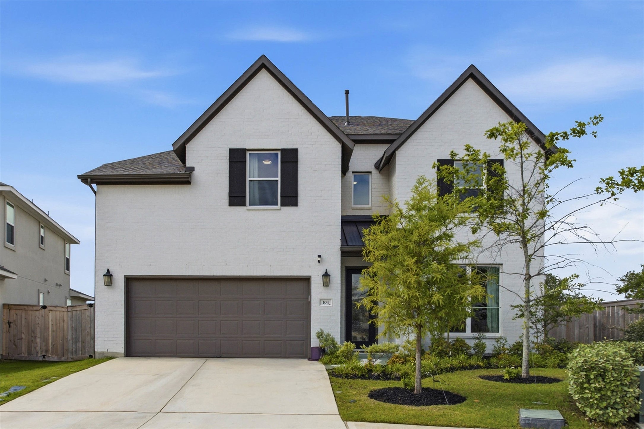 104 Basketflower Ln — photo