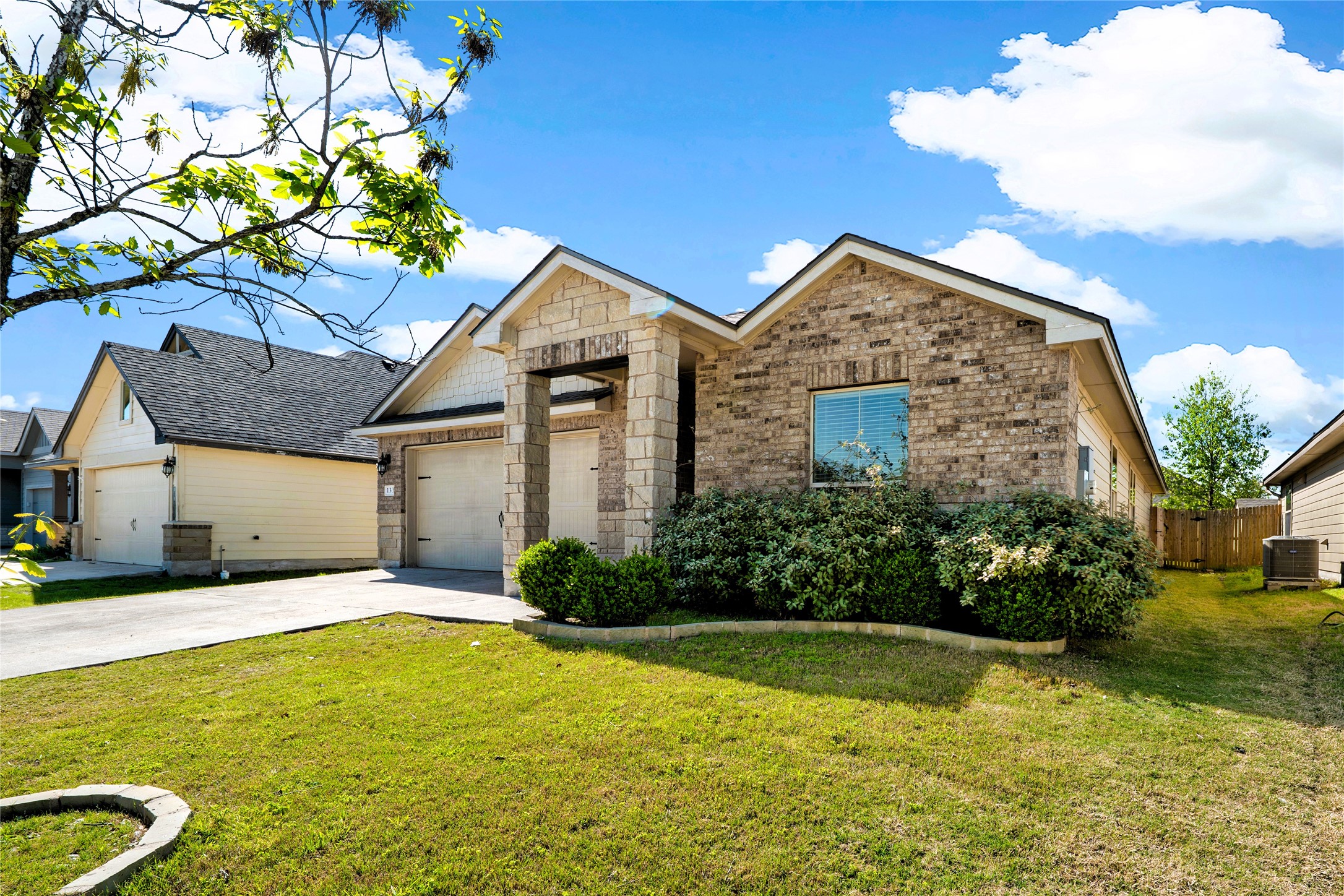 133 Beth Ann Loop, Taylor, TX 76574 — photo 2
