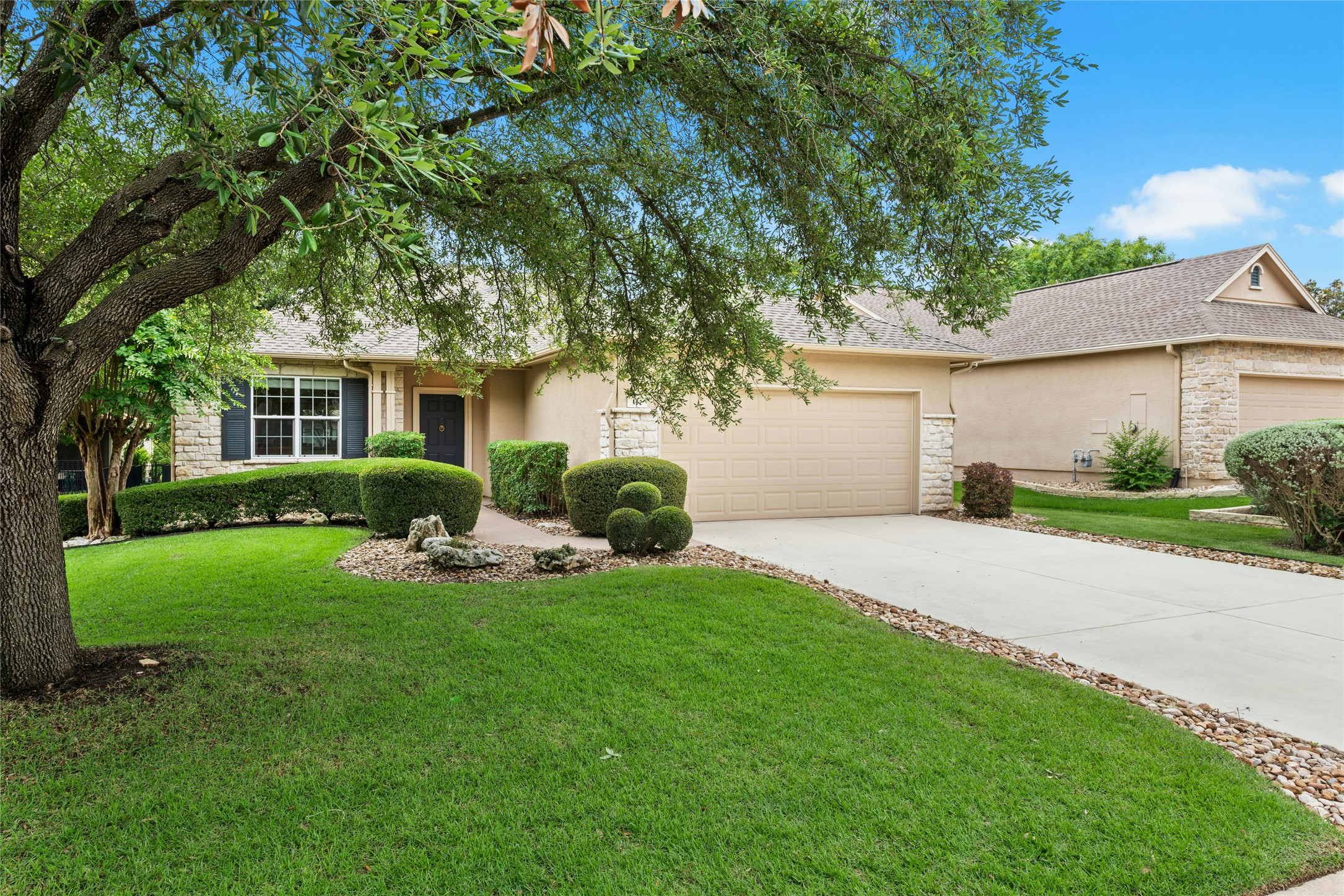 402 Colorado River Road, Georgetown, TX 78633 — photo 2