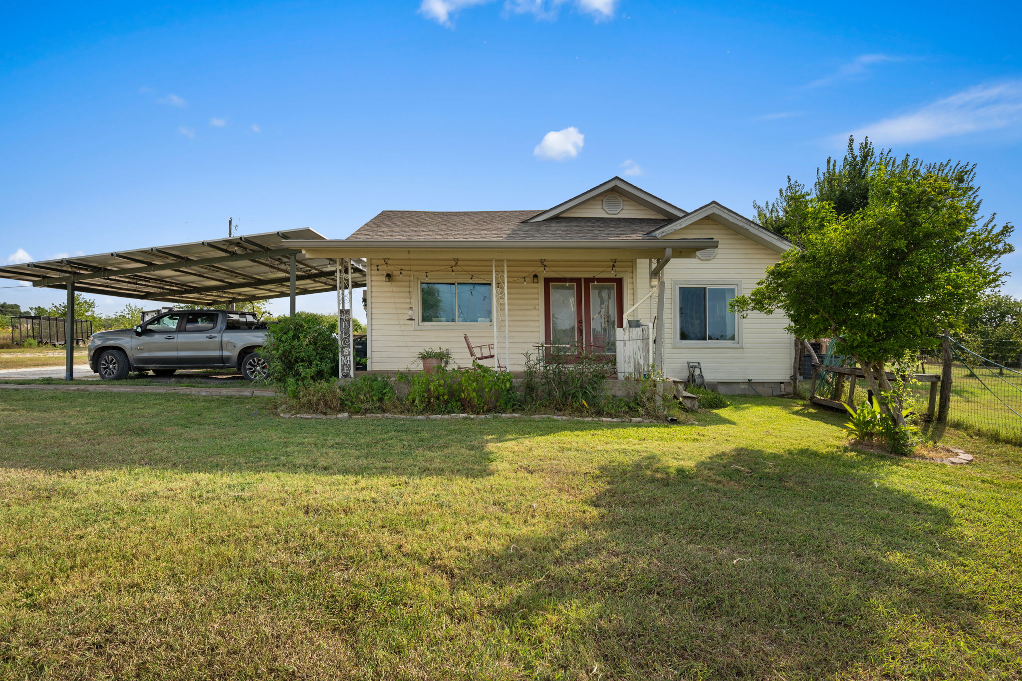 9916 Horizon Ln — photo