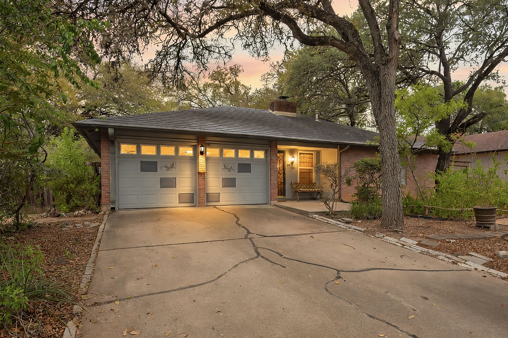 7314 Eganhill Dr — photo