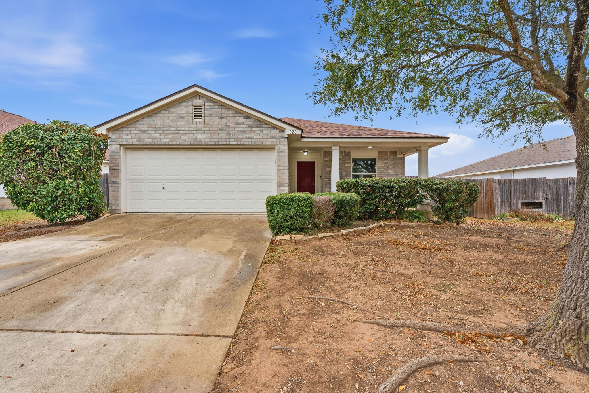 626 Atlantis — photo
