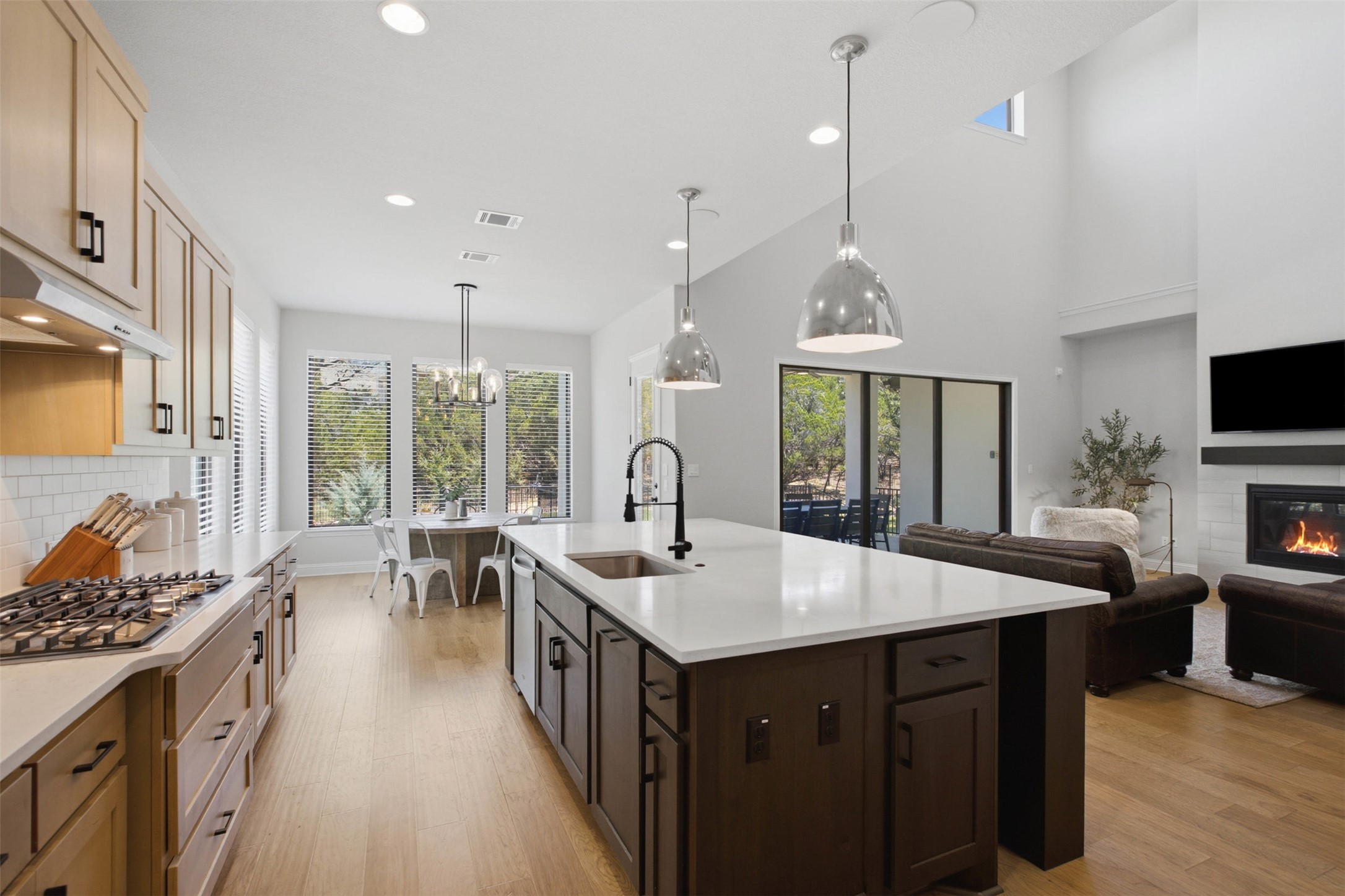 6609 Rocky Grotto CV — photo