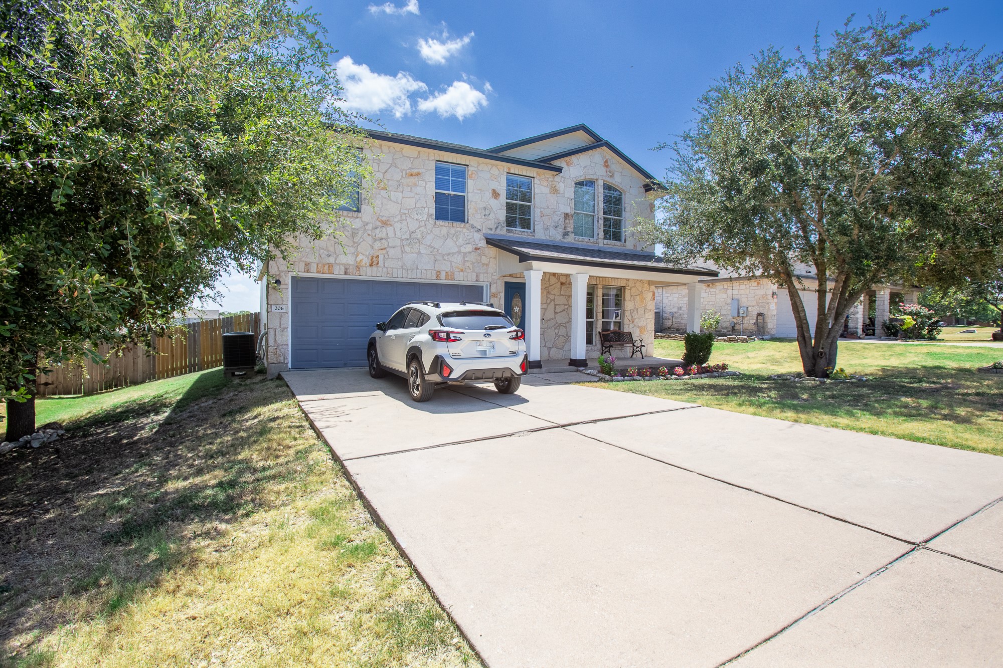 206 Killian Loop, Hutto, TX 78634 — photo 2